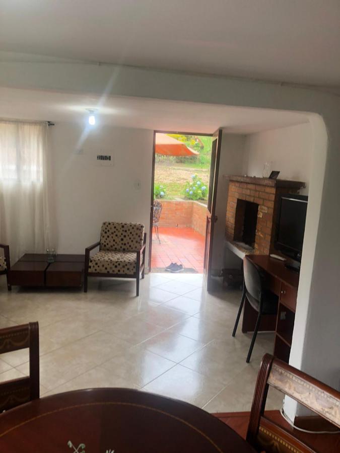 Hacienda Moncora Cabana Lago P 1 El Rosal ภายนอก รูปภาพ